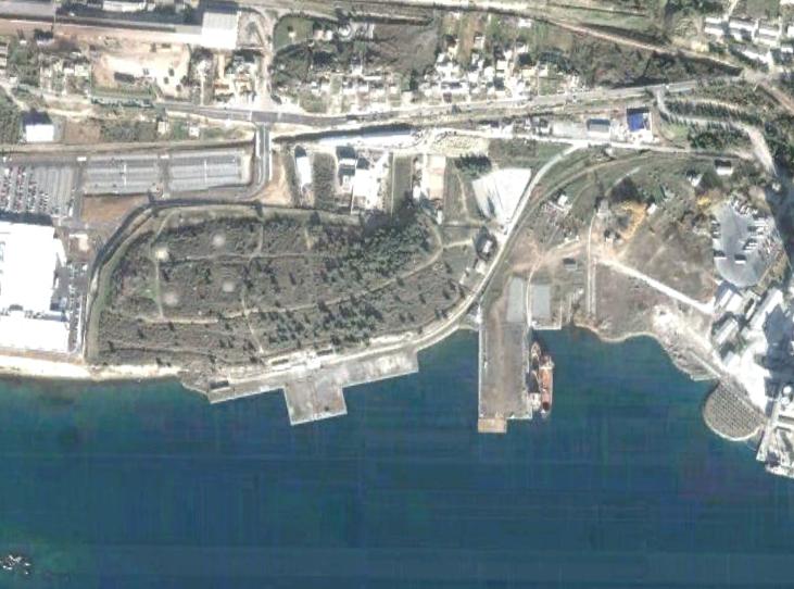 Vojna luka u Brižinama ostat će netaknuta, dok bi vojno spremište nafte uskoro moglo prerasti u veliko državni naftni terminal.
