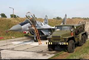 Ukrajinski MiG-29MU1 na dežurstvu 