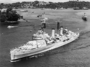 HMS Belfast napušta luku Singapur, ožujak 1962.
