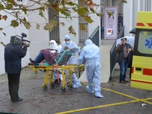 Vježbovni prijem epidemiološki sumnjive osobe na klinici "Fran Mihaljević" - Zagreb, 24. listopada 2014. godine