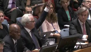 Vitalij Ćurkin, stalni predstavnik Ruske Federacije pri UN glasa protiv rezolucije o Srebrenici