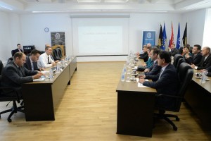 Izaslanstvo Skupštine Kosova na prezentaciji na HVU