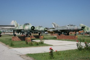 MiG-21 u postavu Muzeja bugarskog Ratnog zrakoplovstva nedaleko Plovdiva