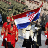 U Srbiji skandal oko nedjeljnog vojnog mimohoda u Parizu