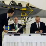 Češka i Švedska potpisale ugovor o borbenim zrakoplovima Gripen