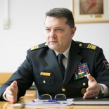 Intervju: gen. Alan Geder – “Slovenska vojska nema ni za streljivo”